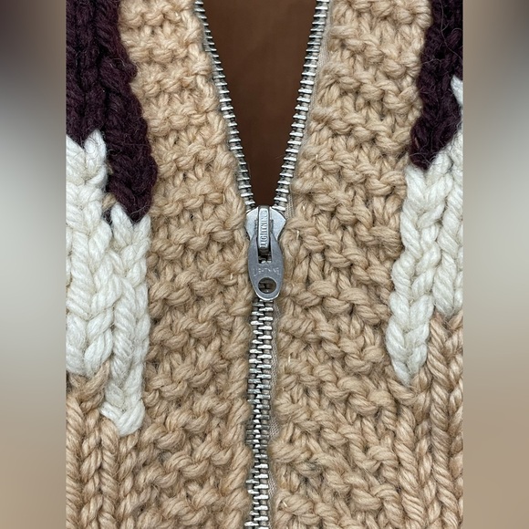 Vintage 1960s/70s Hand Knit Wool Cowichan Full Zip Cardigan Sweater, Fits M/L - Picture 10 of 11